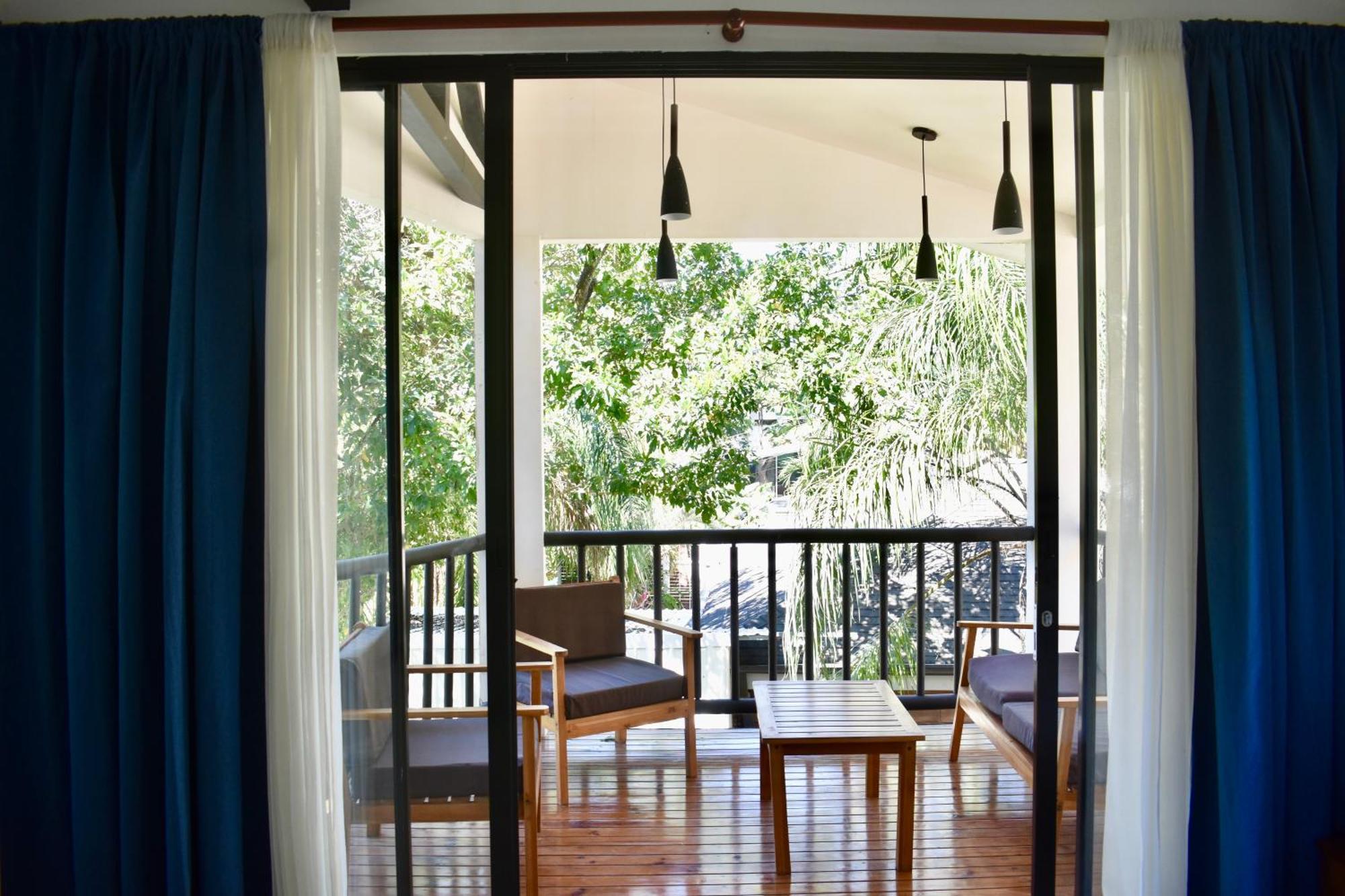 Fuego Lodge Playa Santa Teresa  Extérieur photo